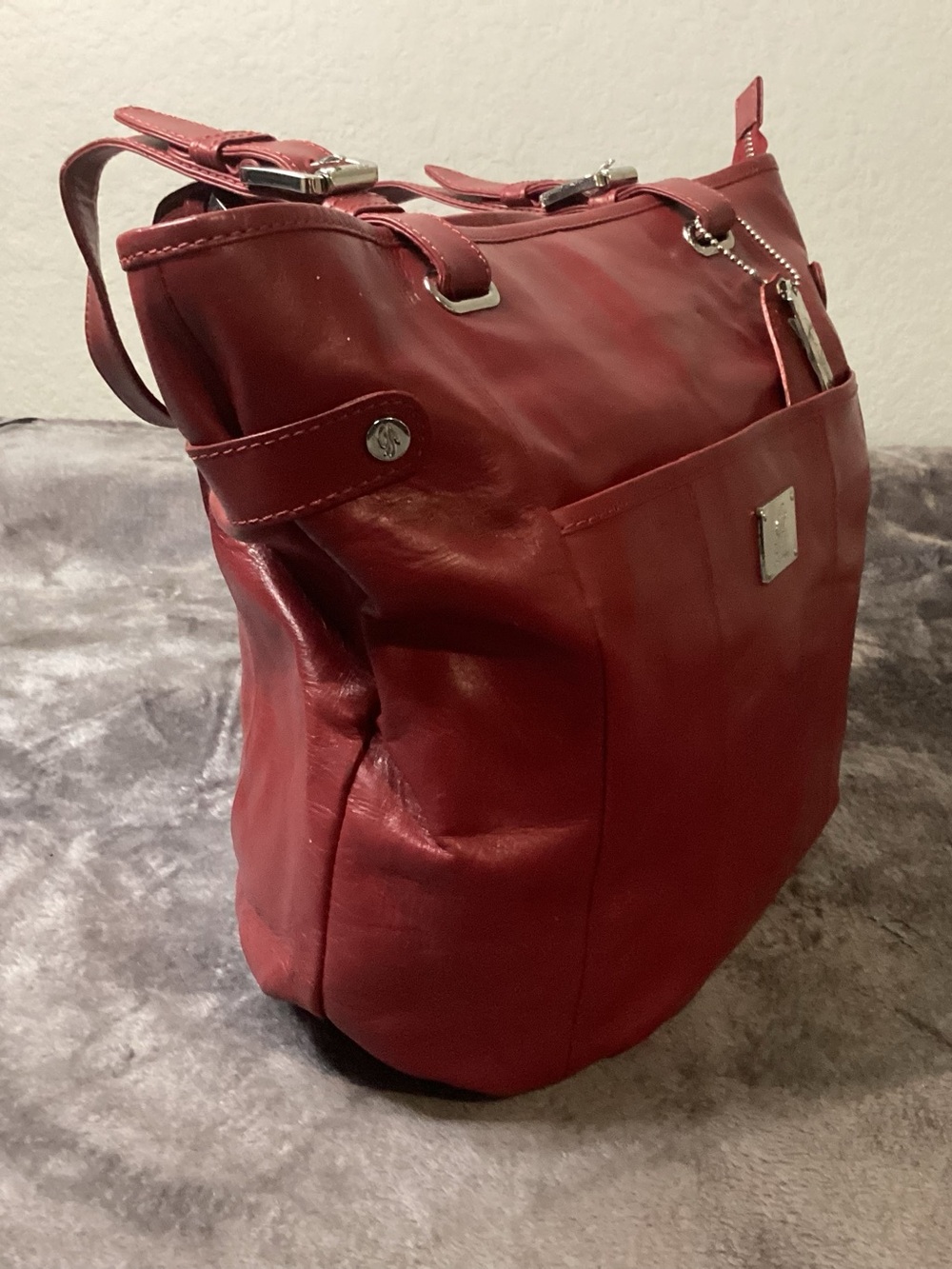 Red Leather Tote and Wallet Set - Women's Handbag - Picture 5 of 16
